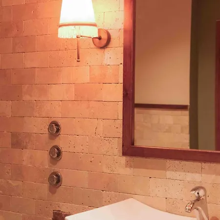 Phellos Boutique Hotel 3*